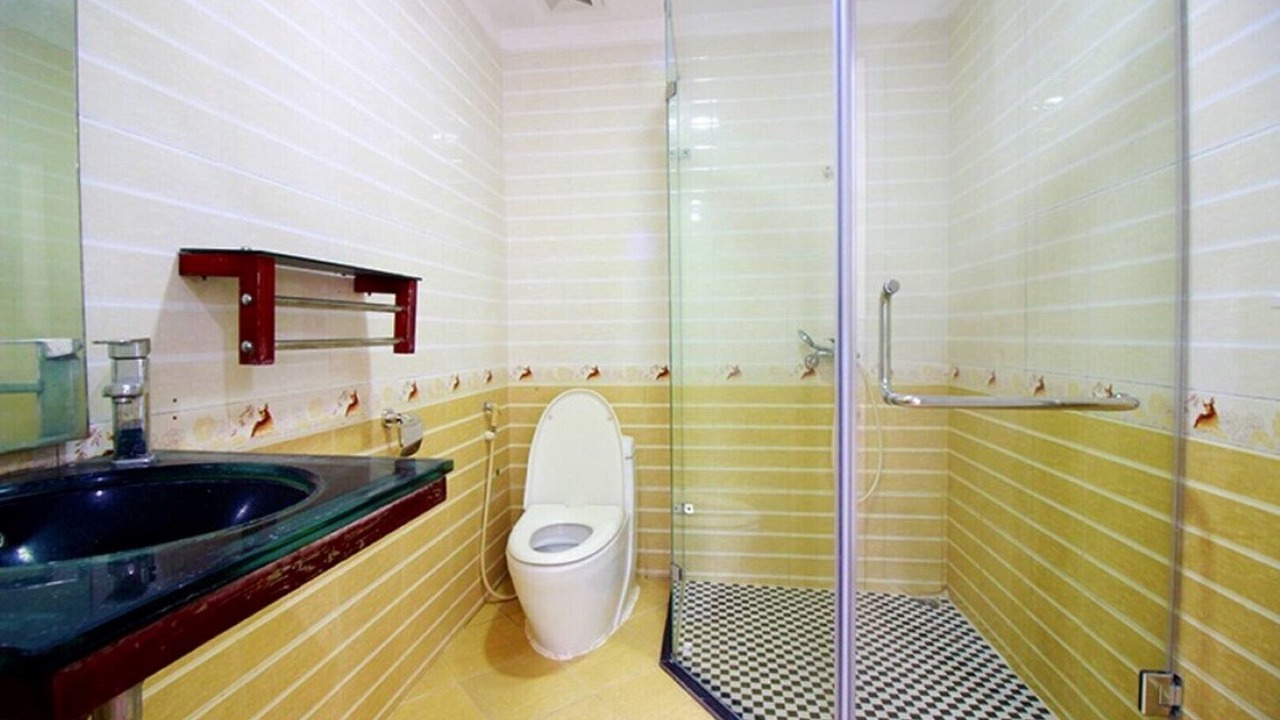 Photo of Bathroom in Quang An
