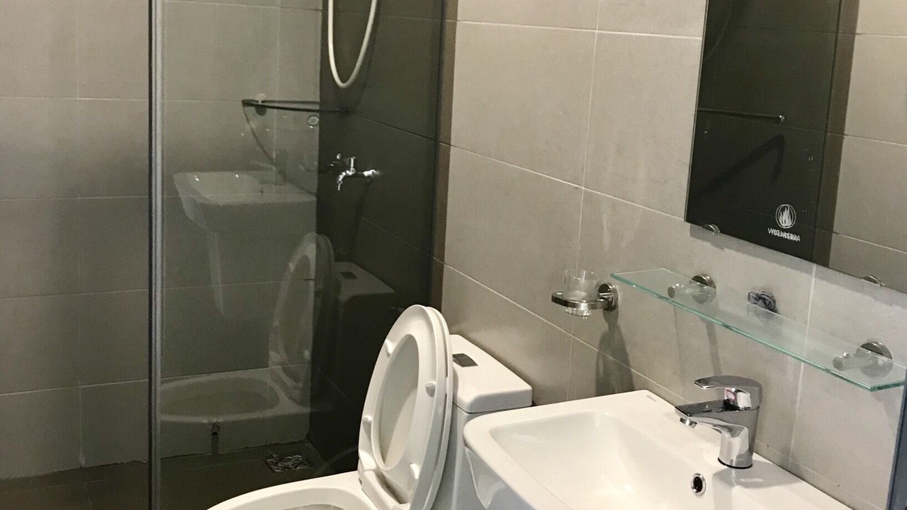 Photo of Bathroom in Cua Duong