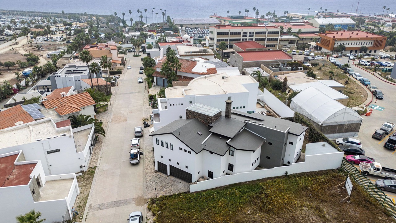Photo of Outdoor in King Coronita