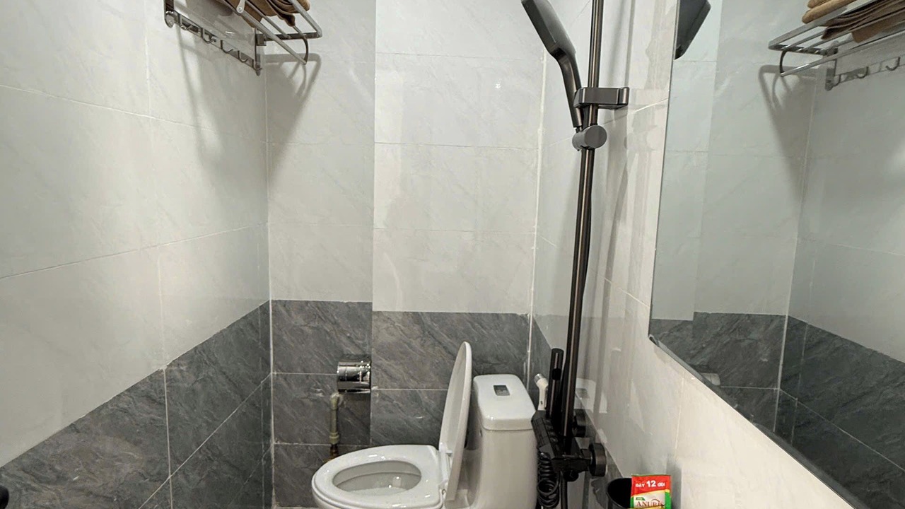 Photo of Bathroom in Ba Dinh