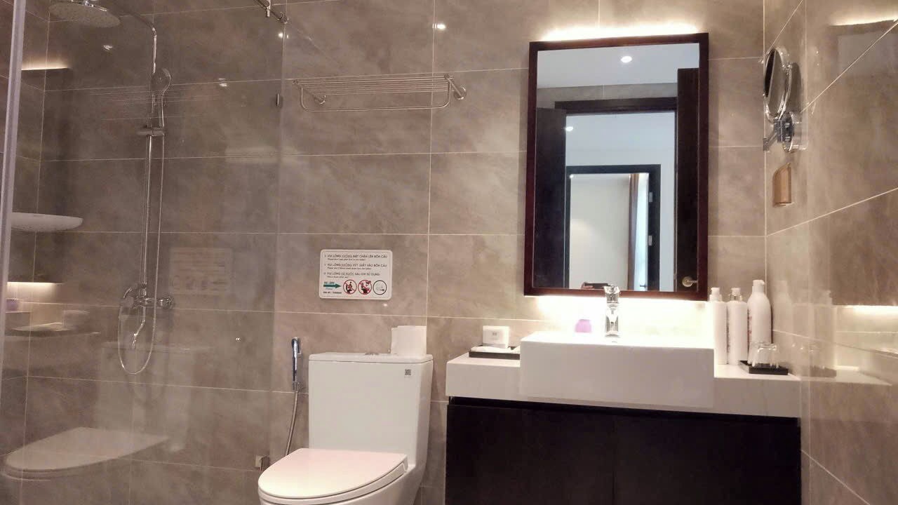 Photo of Bathroom in Hon Gai