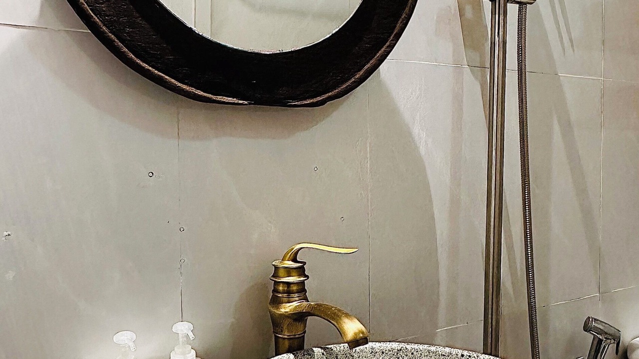 Photo of Bathroom in Con Son