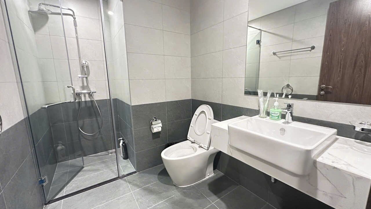 Photo of Bathroom in District 9