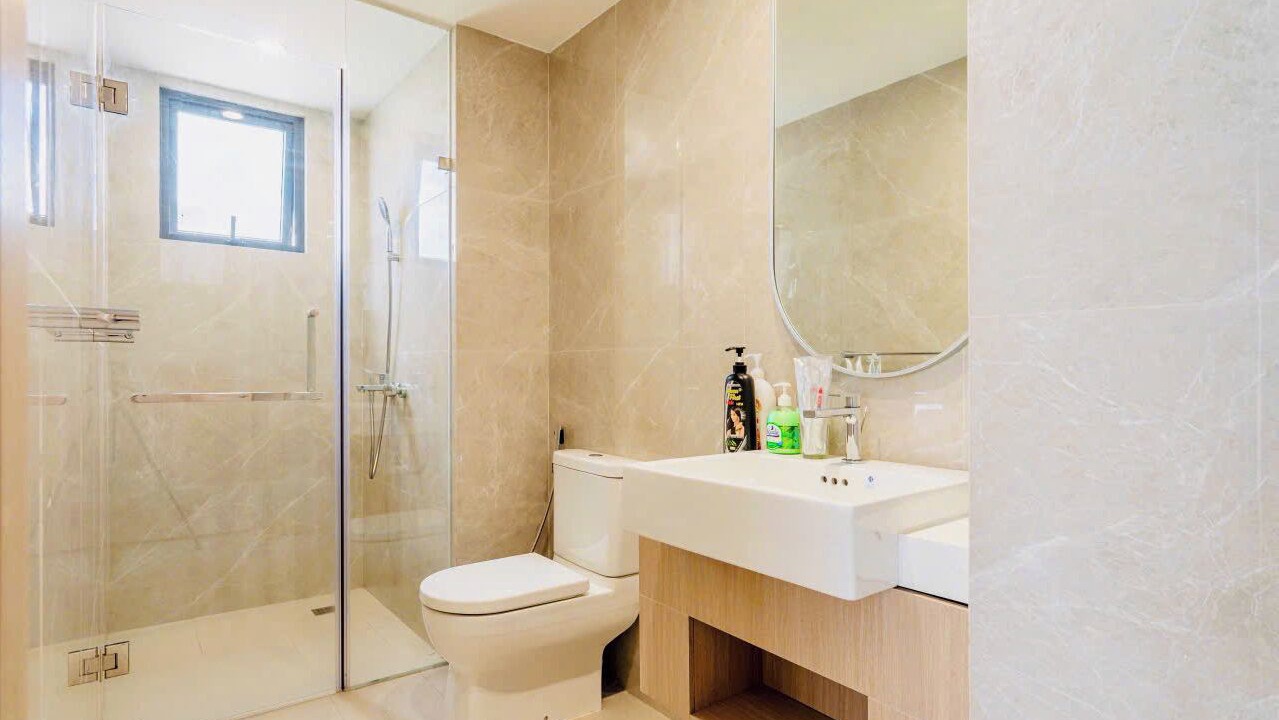 Photo of Bathroom in District 9