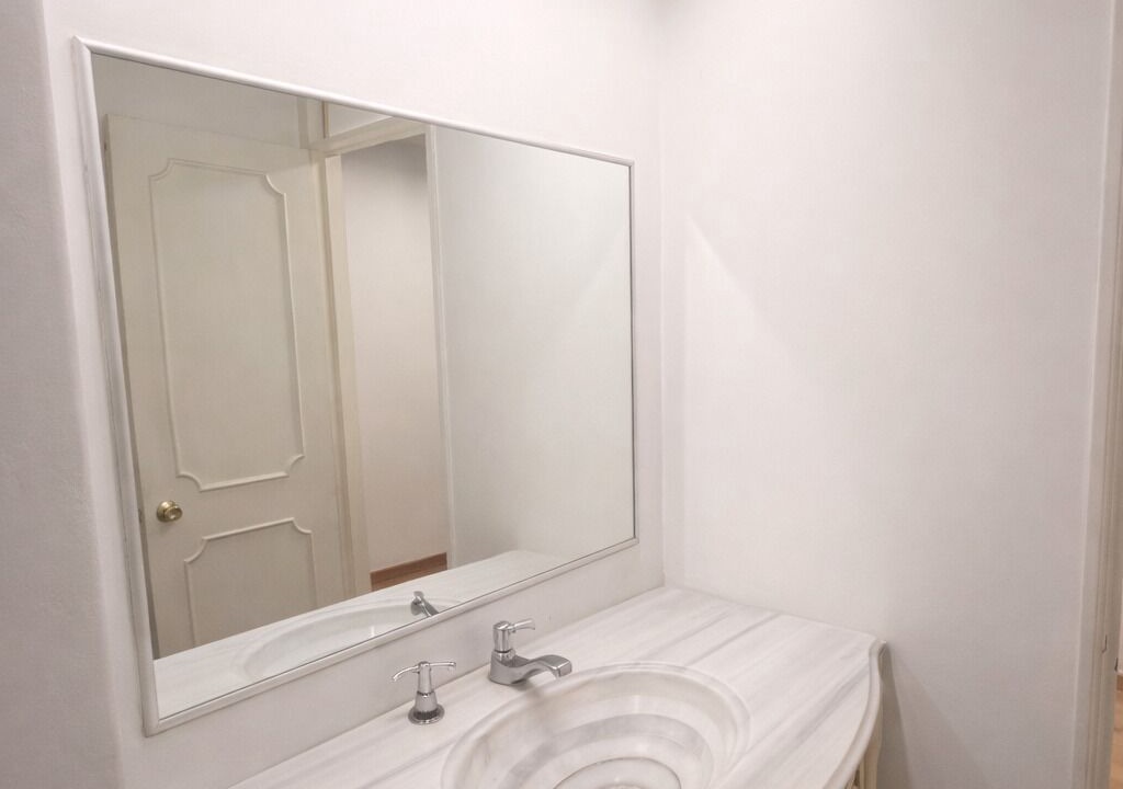Photo of Bathroom in Los Morales