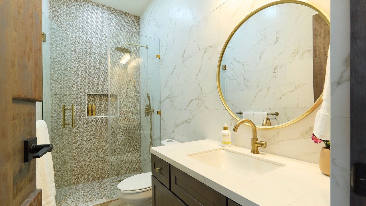 Photo of Bathroom in Marina