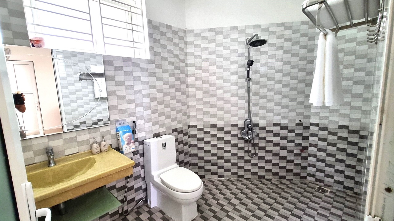 Photo of Bathroom in Bai Chay
