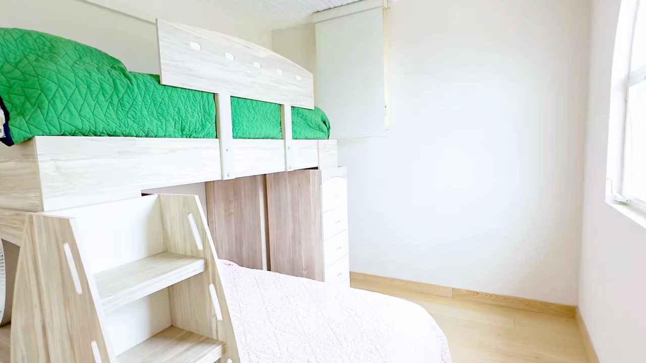 Photo of Bedroom in Raquet Club