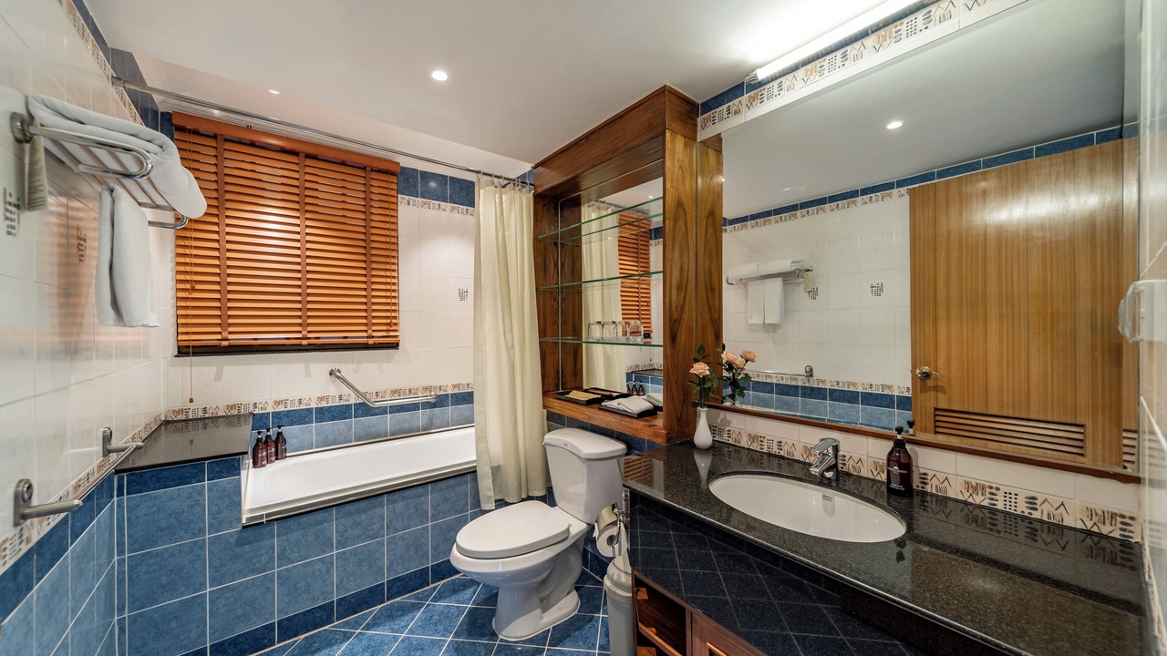 Photo of Bathroom in Phuong 6