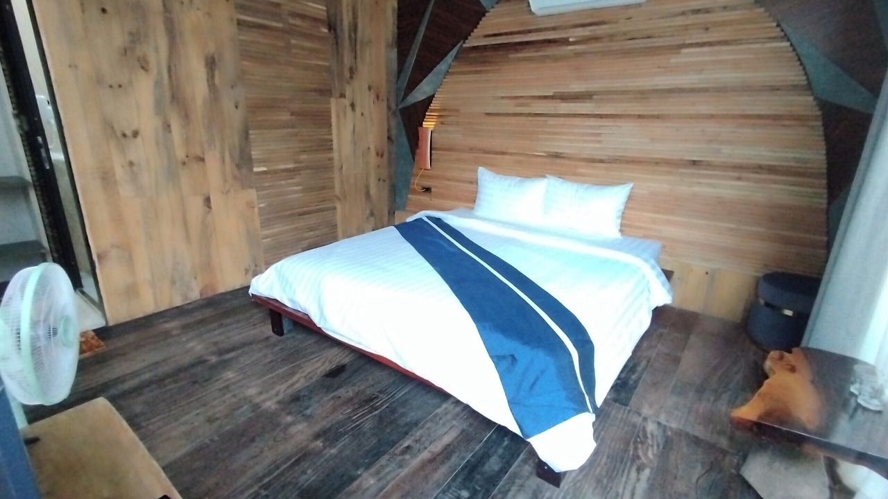 Photo of Bedroom in Ha Long