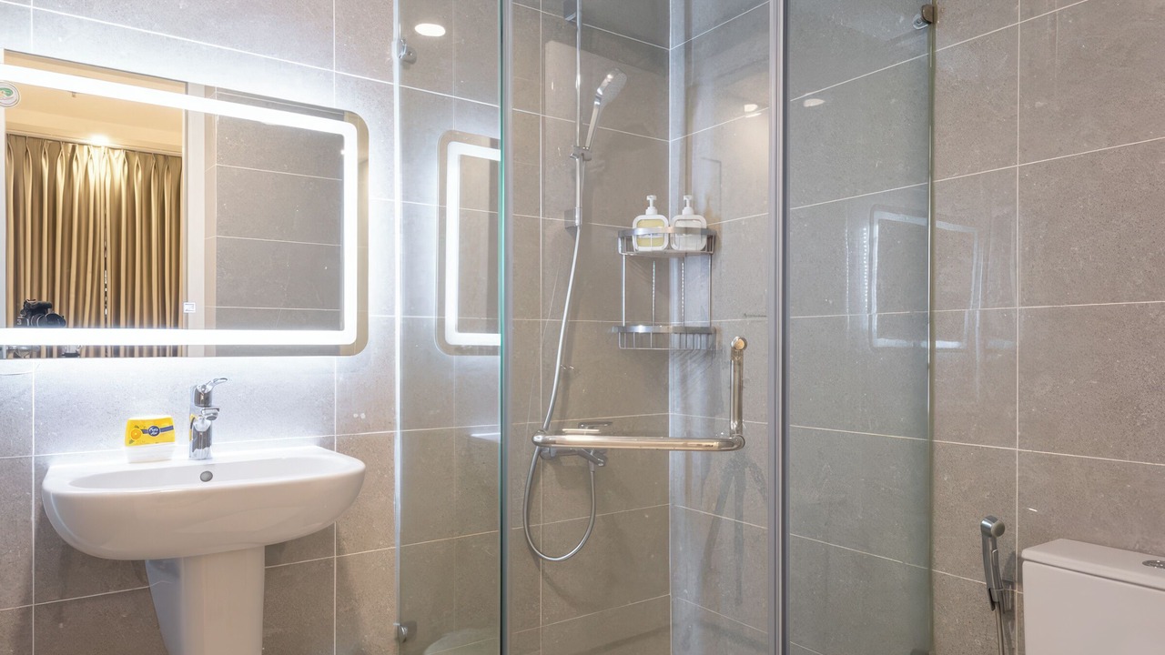 Photo of Bathroom in Phuong 8