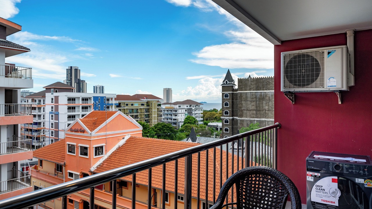 Photo of Patio Balcony in Pratumnak Hill