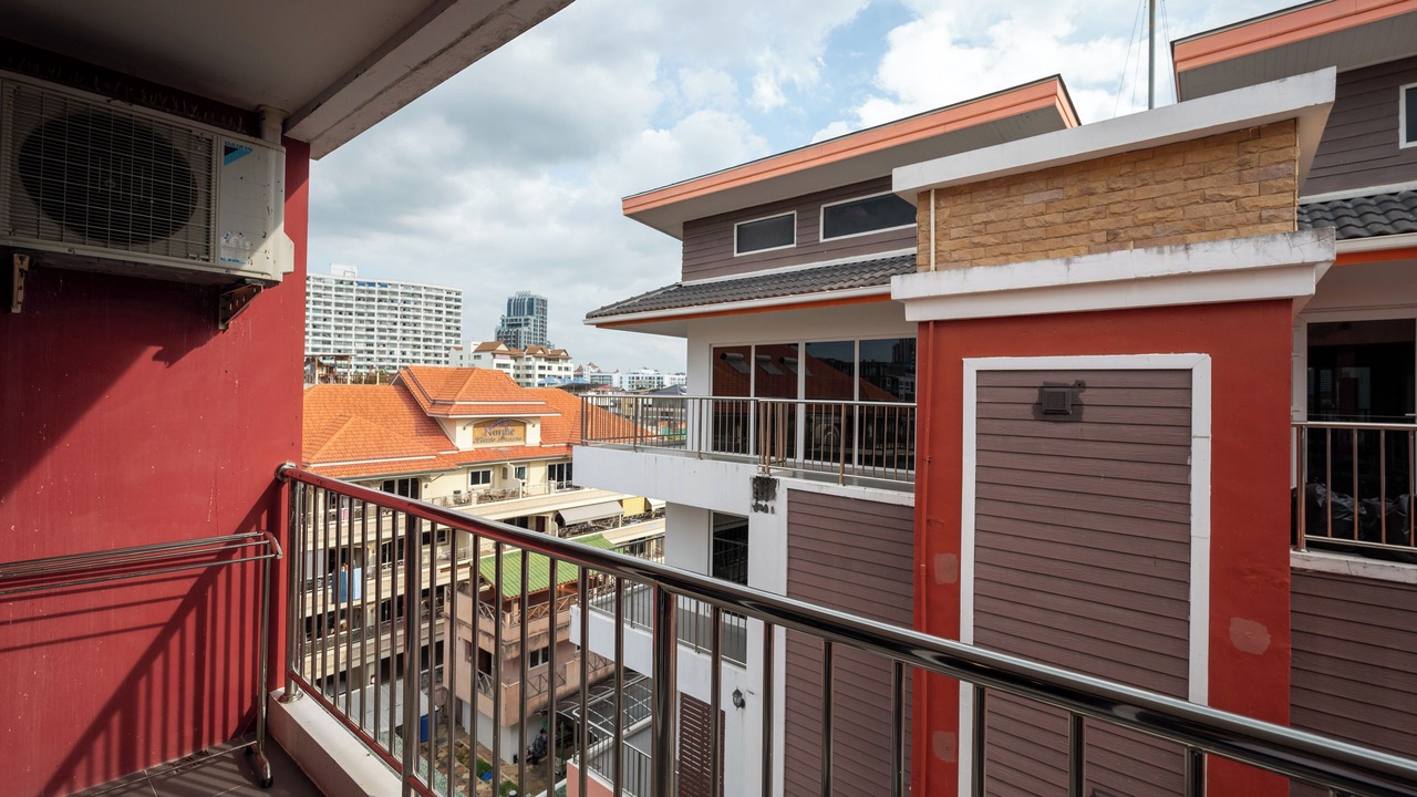 Photo of Patio Balcony in Pratumnak Hill