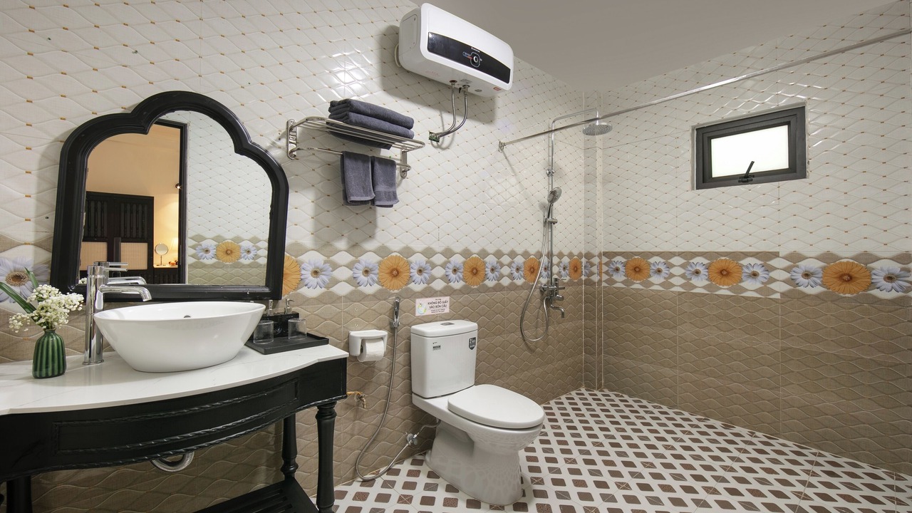 Photo of Bathroom in Cat Hai