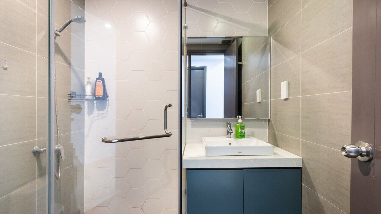 Photo of Bathroom in Tan Thuan Dong