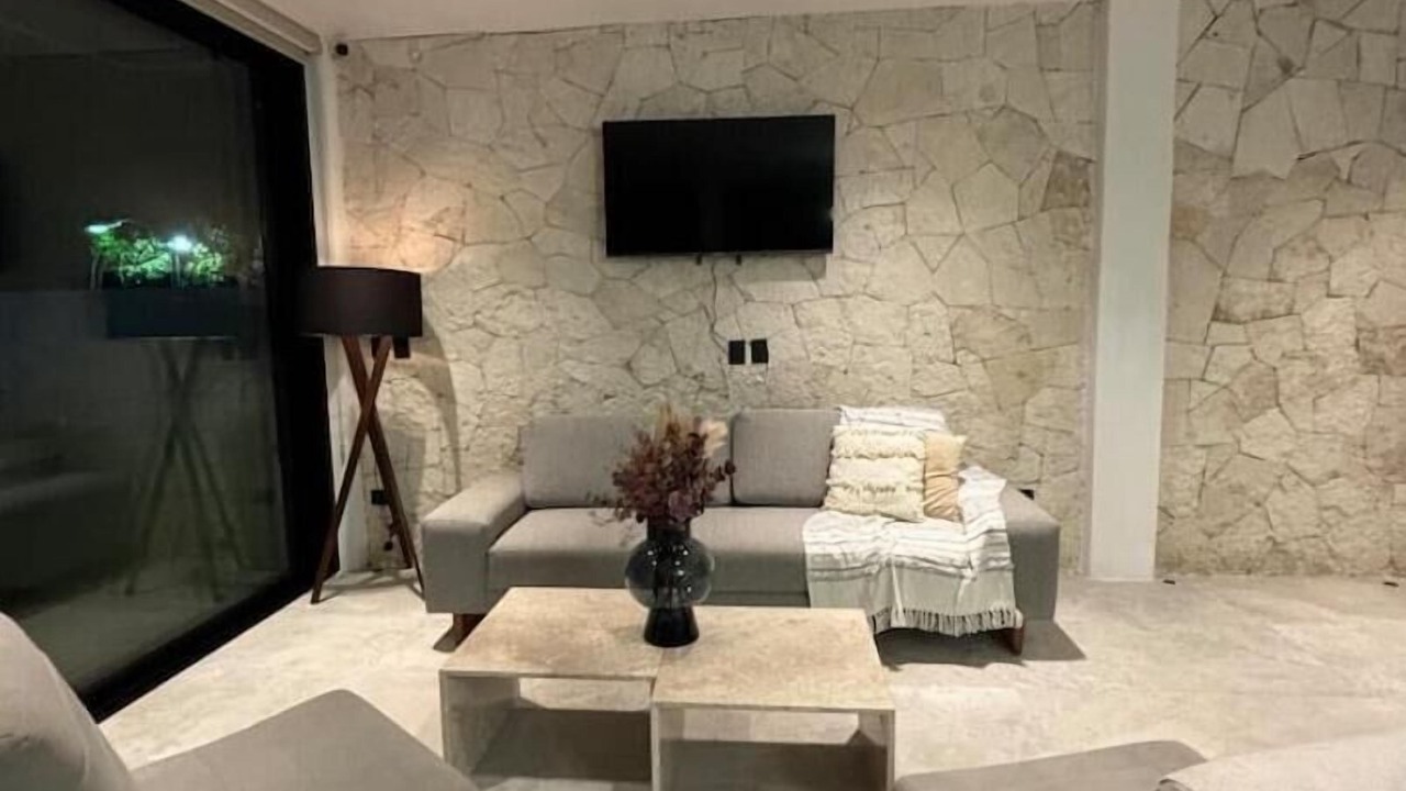 Photo of Livingroom in Salinas