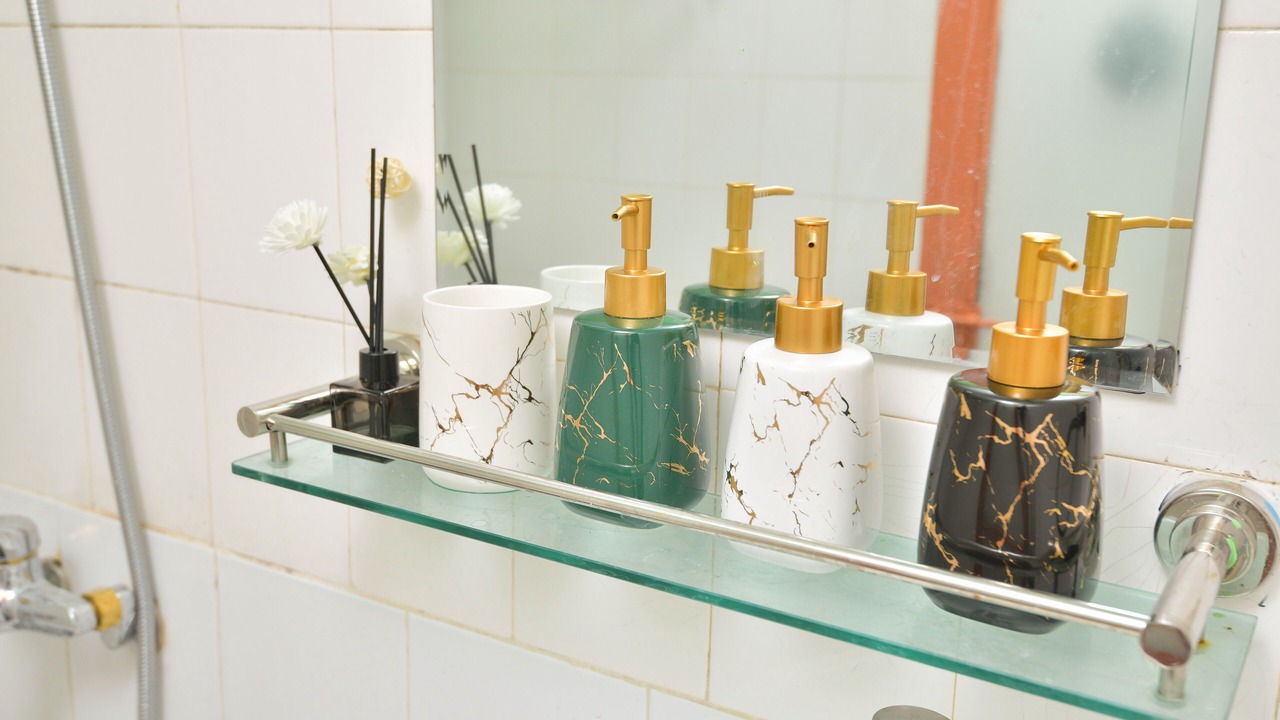 Photo of Bathroom in Old Quarter