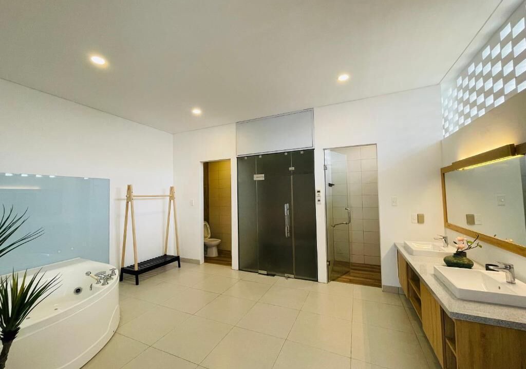 Photo of Bathroom in Long Dien