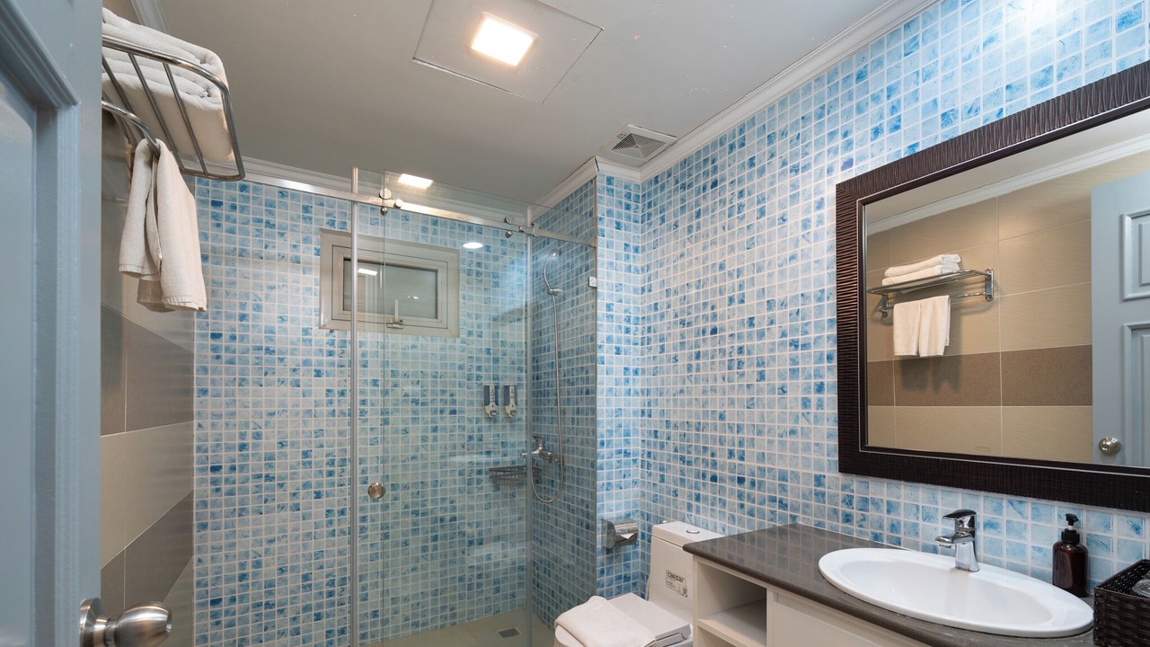 Photo of Bathroom in Dich Vong Hau