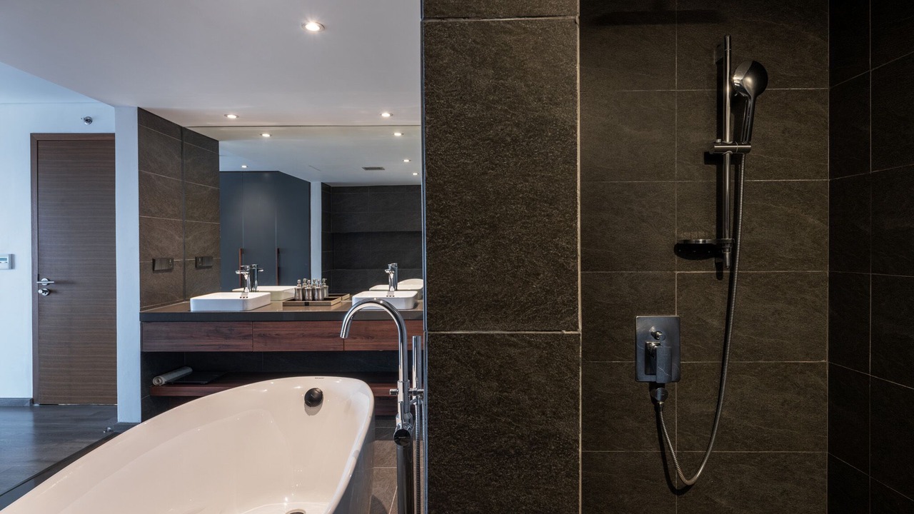 Photo of Bathroom in Tay Ho