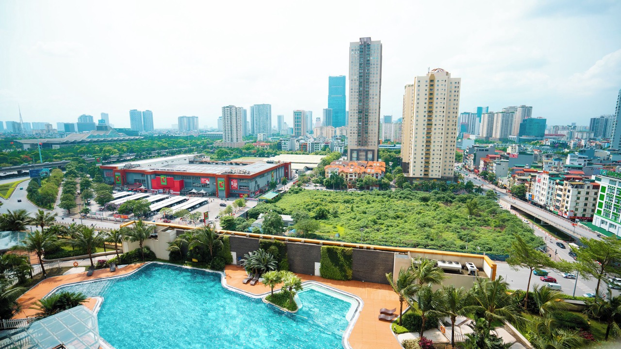 Photo of Outdoor in Trung Hoa Nhan Chinh