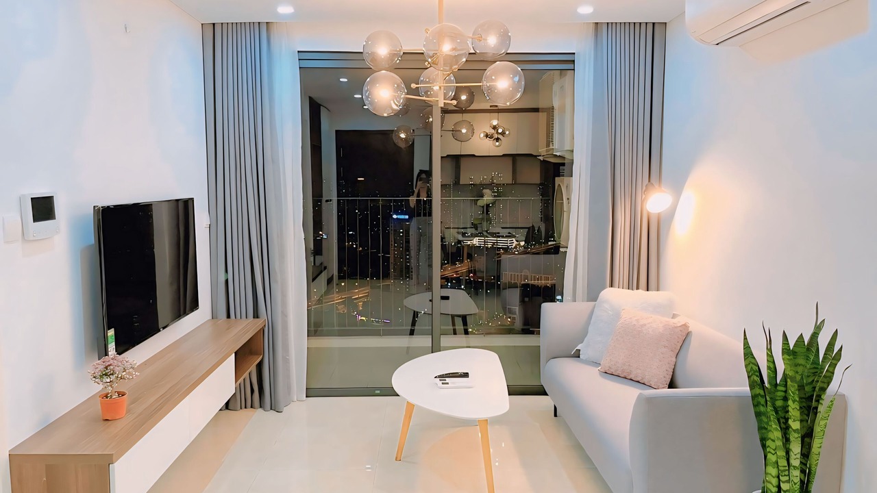 Photo of Bedroom in Trung Hoa Nhan Chinh