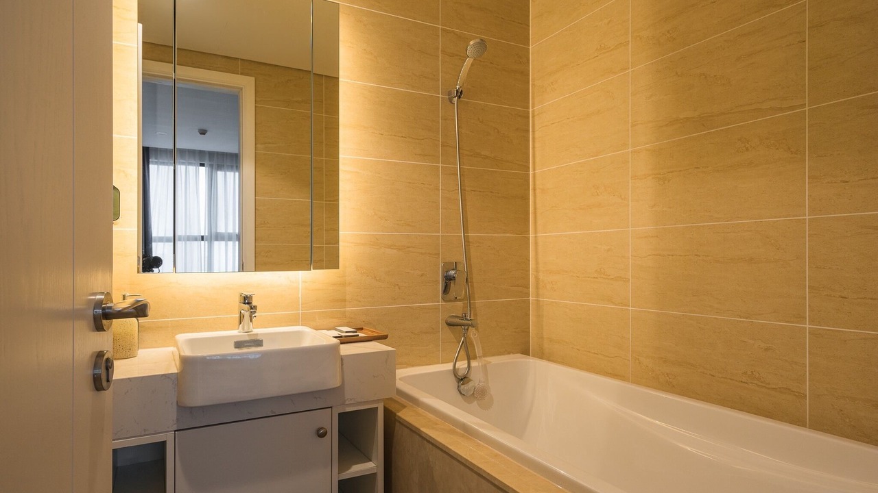 Photo of Bathroom in Trung Hoa Nhan Chinh