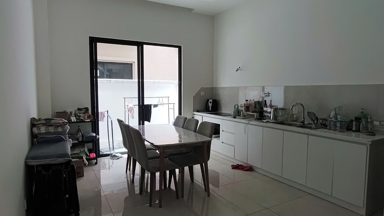 Photo of Kitchen in Long Hung