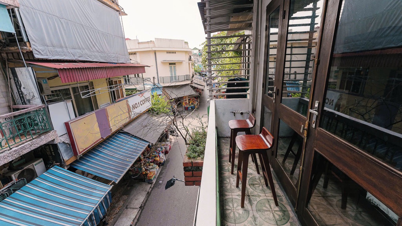 Photo of Patio Balcony in Old Quarter