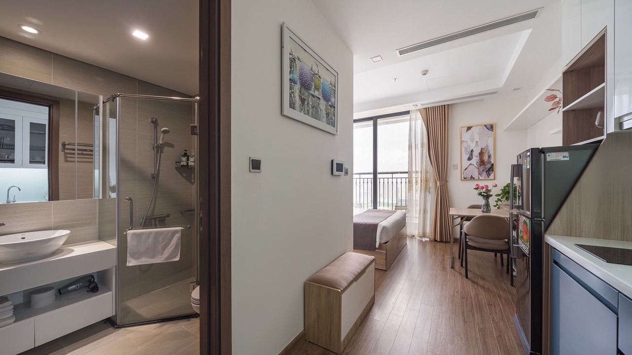 Photo of Bathroom in Trung Hoa Nhan Chinh