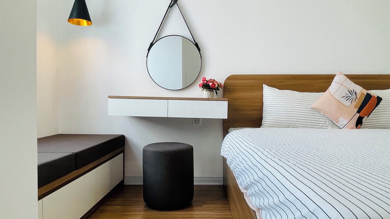 Photo of Bedroom in Trung Hoa Nhan Chinh