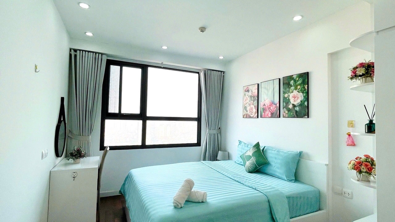 Photo of Bedroom in Trung Hoa Nhan Chinh