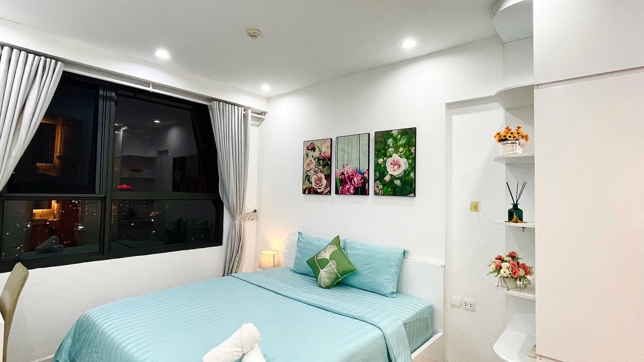 Photo of Bedroom in Trung Hoa Nhan Chinh