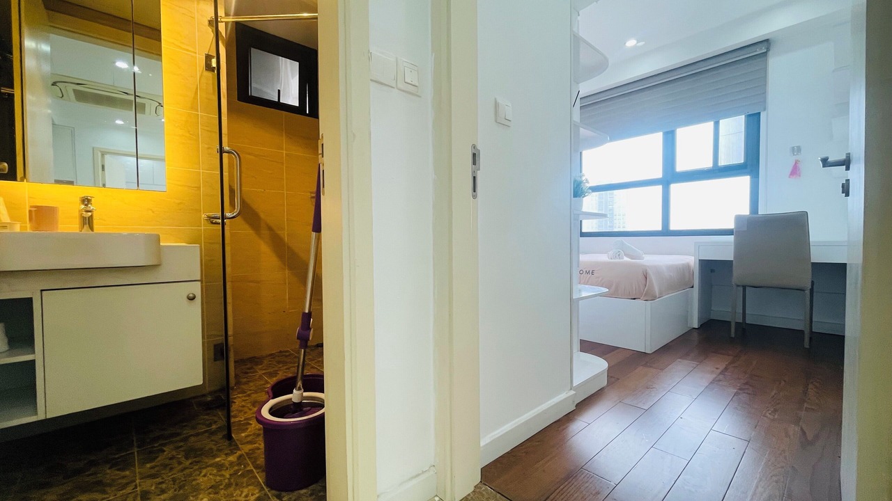 Photo of Bedroom in Trung Hoa Nhan Chinh