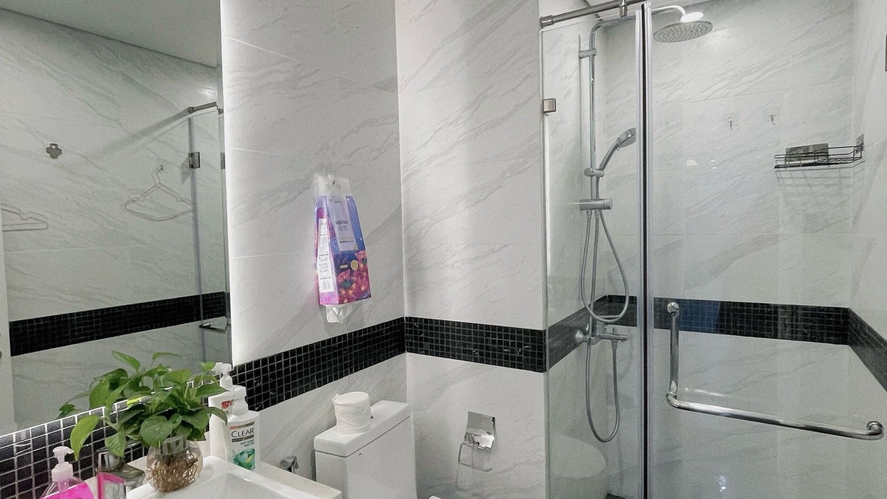 Photo of Bathroom in Tay Ho