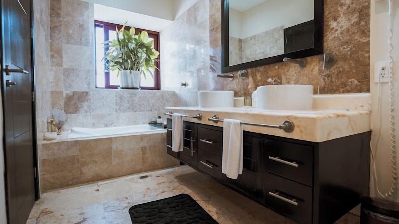 Photo of Bathroom in 12th Street