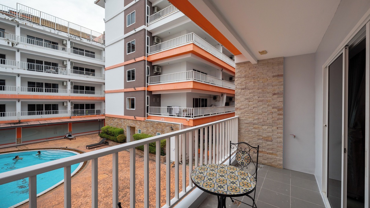 Photo of Patio Balcony in Pratumnak Hill
