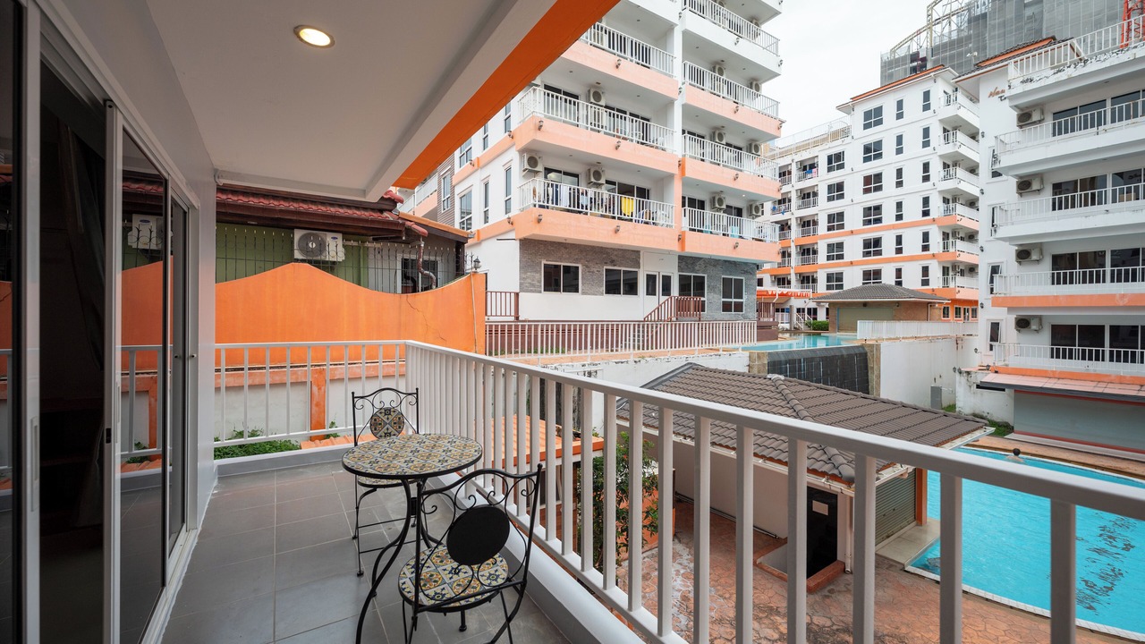 Photo of Patio Balcony in Pratumnak Hill