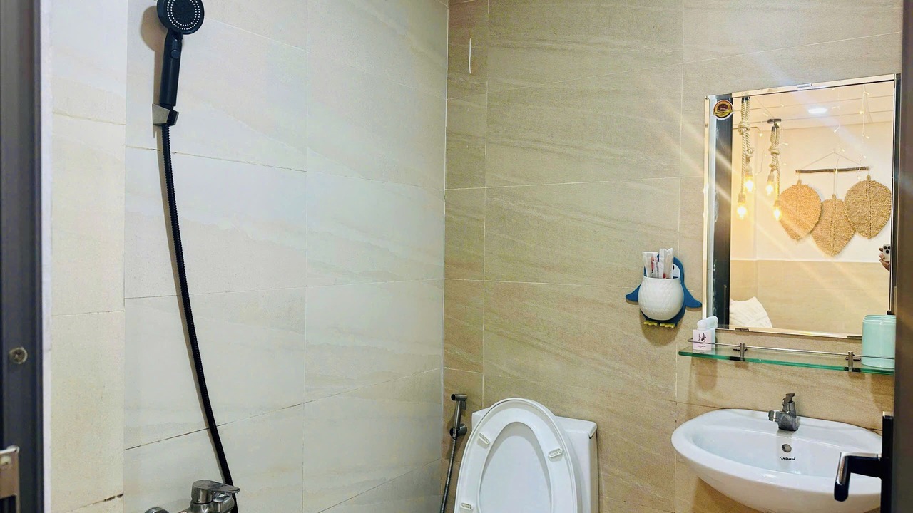 Photo of Bathroom in Tan Thuan Dong
