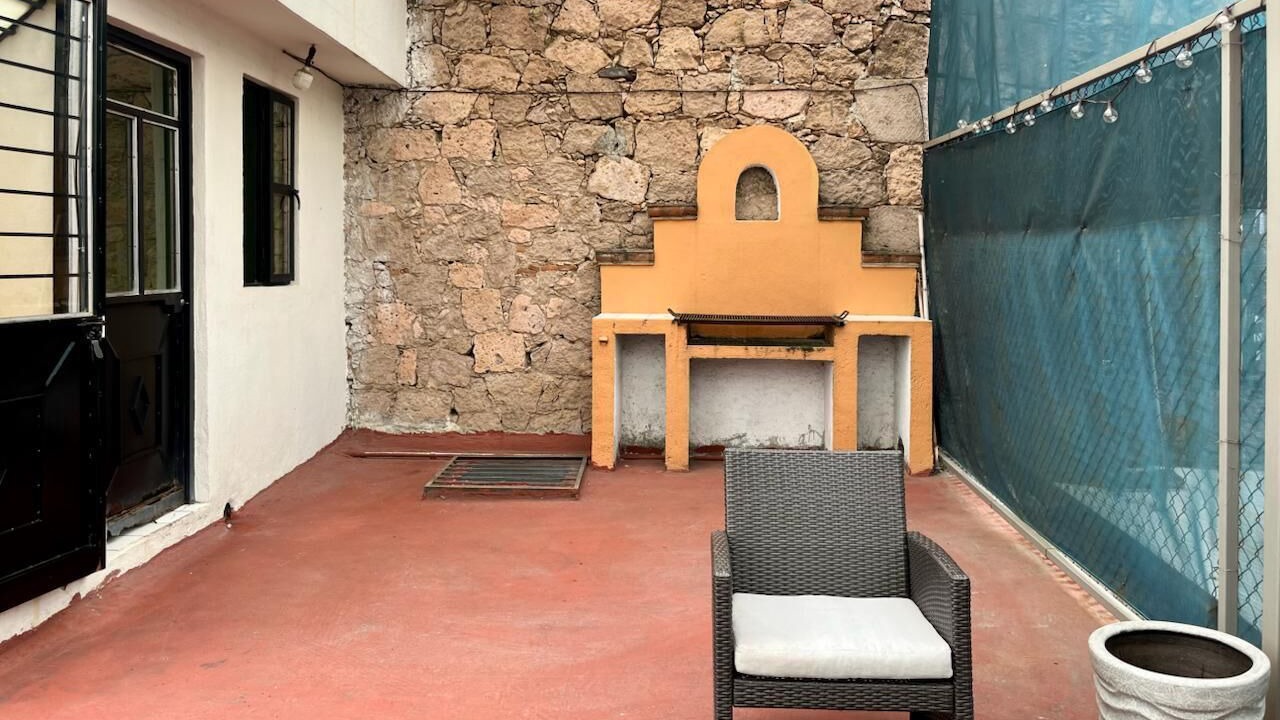 Photo of Patio Balcony in Historic Centre
