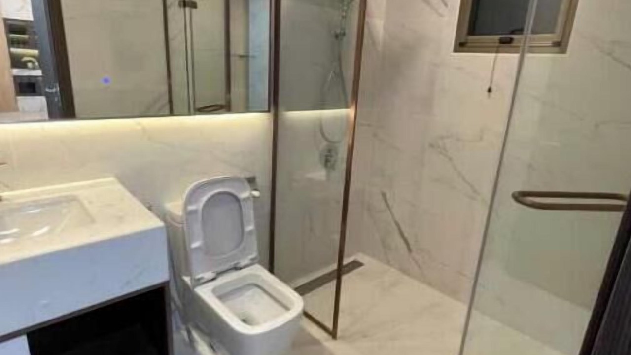 Photo of Bathroom in Tan Thuan Dong