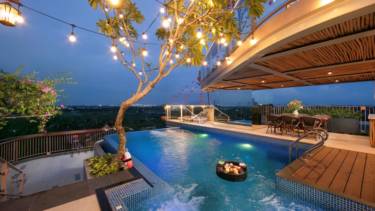 Photo of Outdoor in Nhat Tan