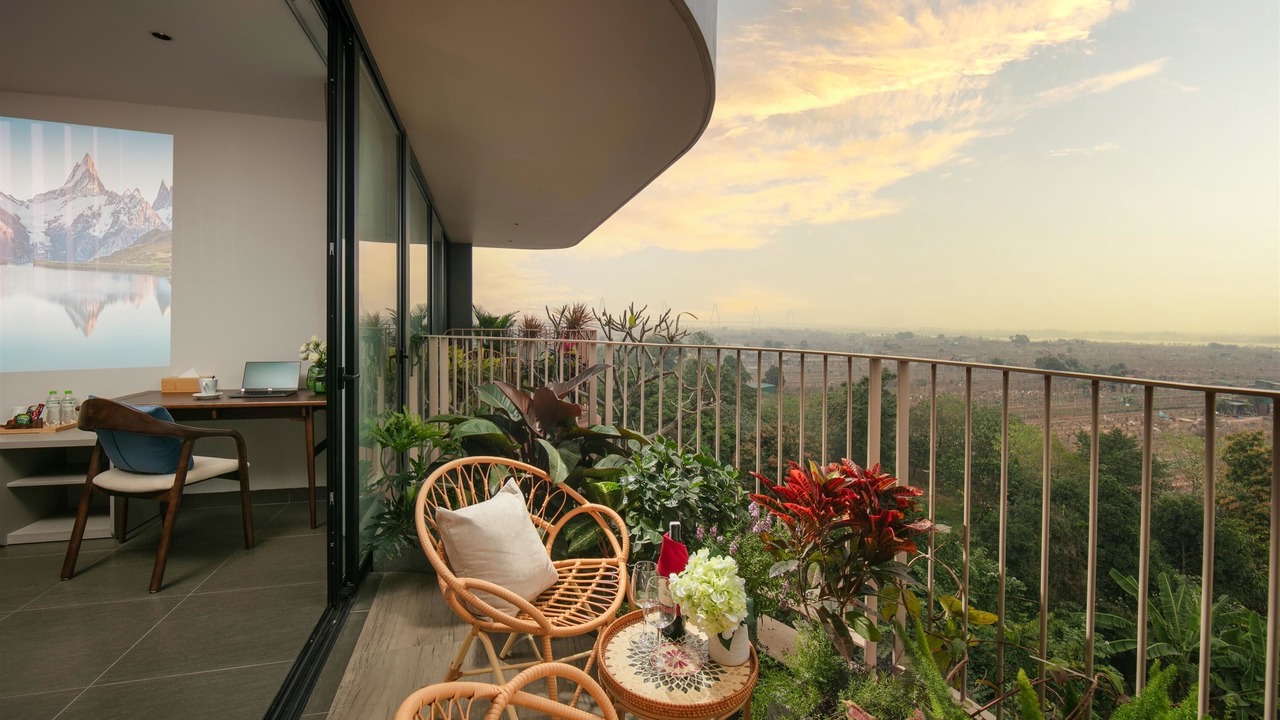 Photo of Patio Balcony in Nhat Tan