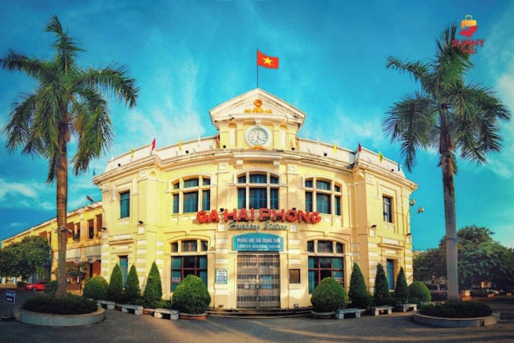 Photo of Others in Le Chan