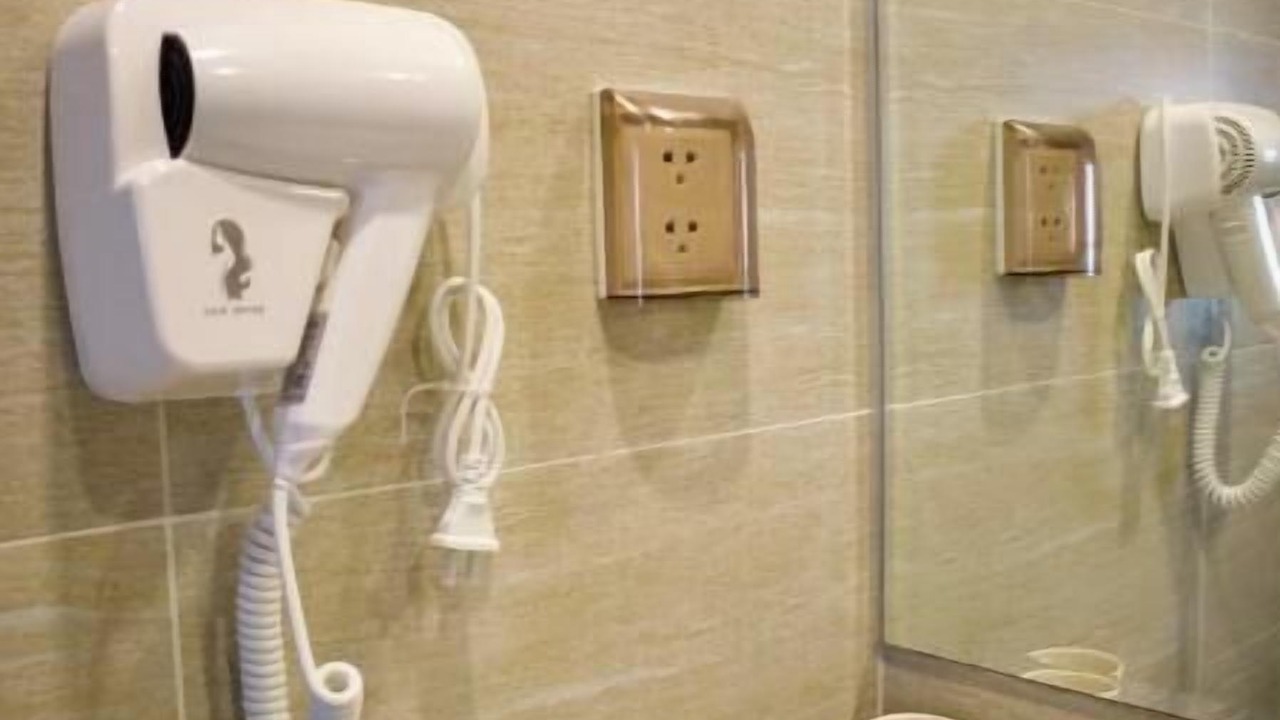 Photo of Bathroom in District 9