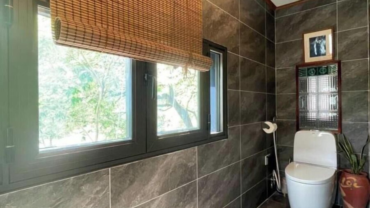 Photo of Bathroom in Old Quarter