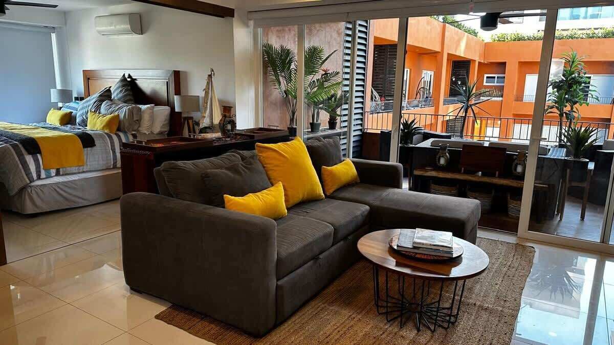 Photo of Livingroom in North Hotel Zone