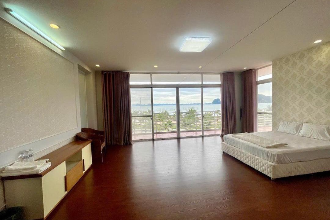 Photo of Bedroom in Ha Long