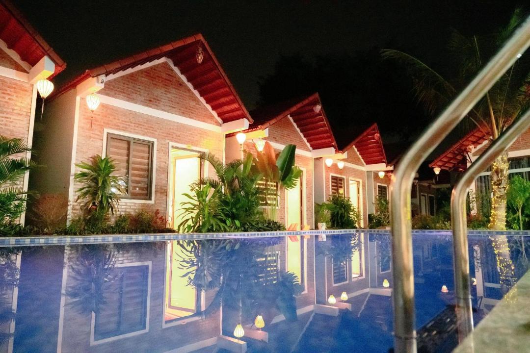 Photo of Others in Hoa Lu