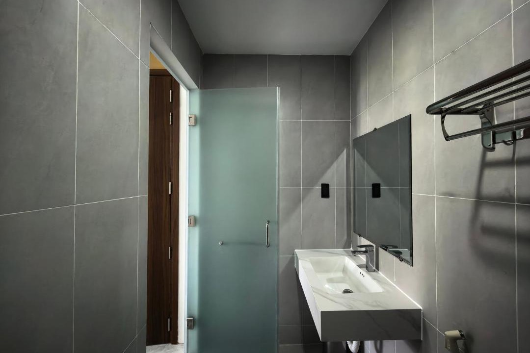 Photo of Bathroom in Long Beach